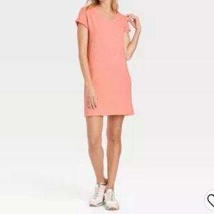 Universal Thread™ Short Sleeve T-Shirt Dress in Coral Size M